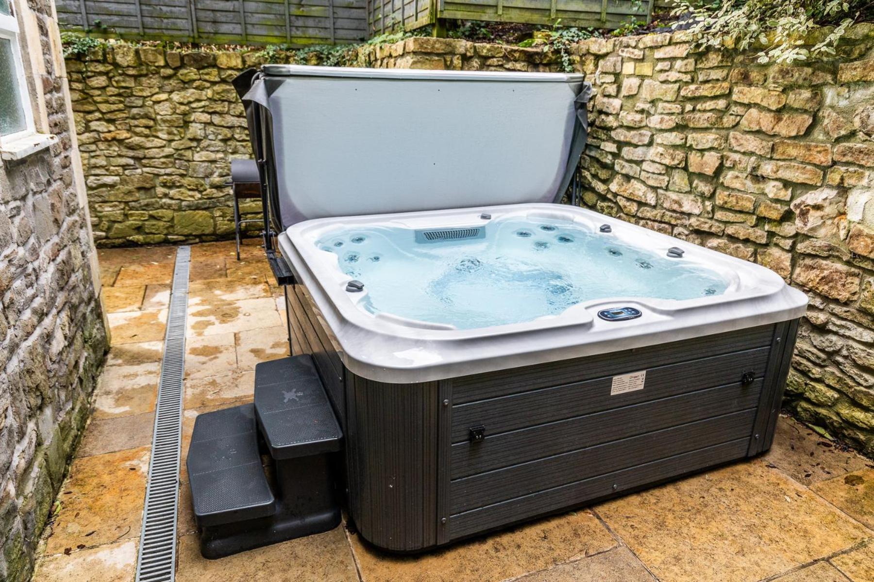 Locksbrook Lodge - Hot Tub - Spacious Outdoor Space Bath Exterior foto